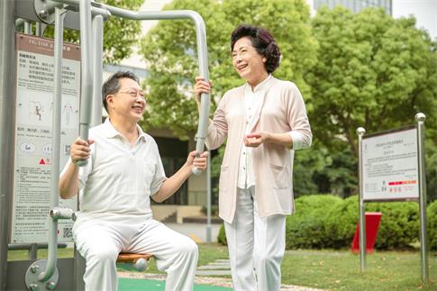 1664992080908943.jpg 攝圖網(wǎng)_501361895_banner_老年人戶外運動鍛煉(非企業(yè)商用).jpg
