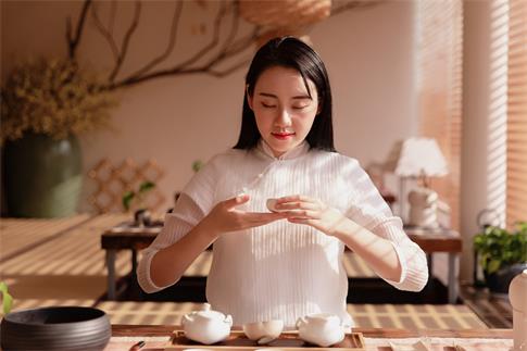 1675038503500170.jpg 攝圖網(wǎng)_501158335_banner_美女品茶 (非企業(yè)商用).jpg